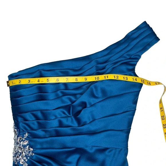 Mori Lee by Madeline Gardner NWT Blue Satin One-Shoulder Gown w/Ruched Bodice S6 - Picture 10 of 12